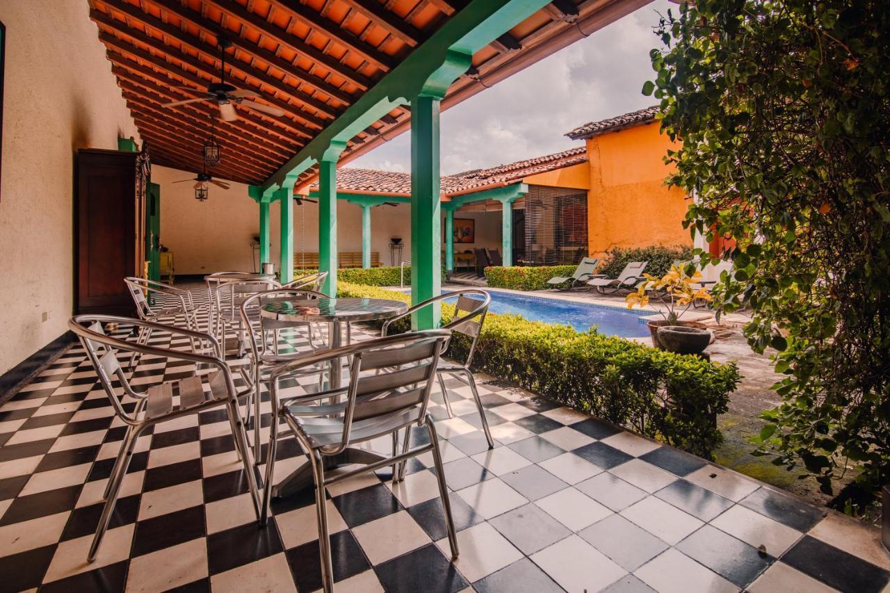 Hotel El Convento Leon Nicaragua Exteriör bild